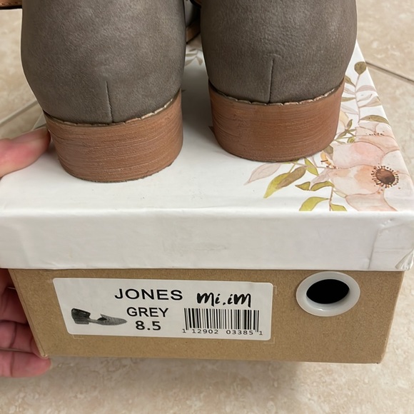 Mi.iM Jones shoes - Picture 10 of 10